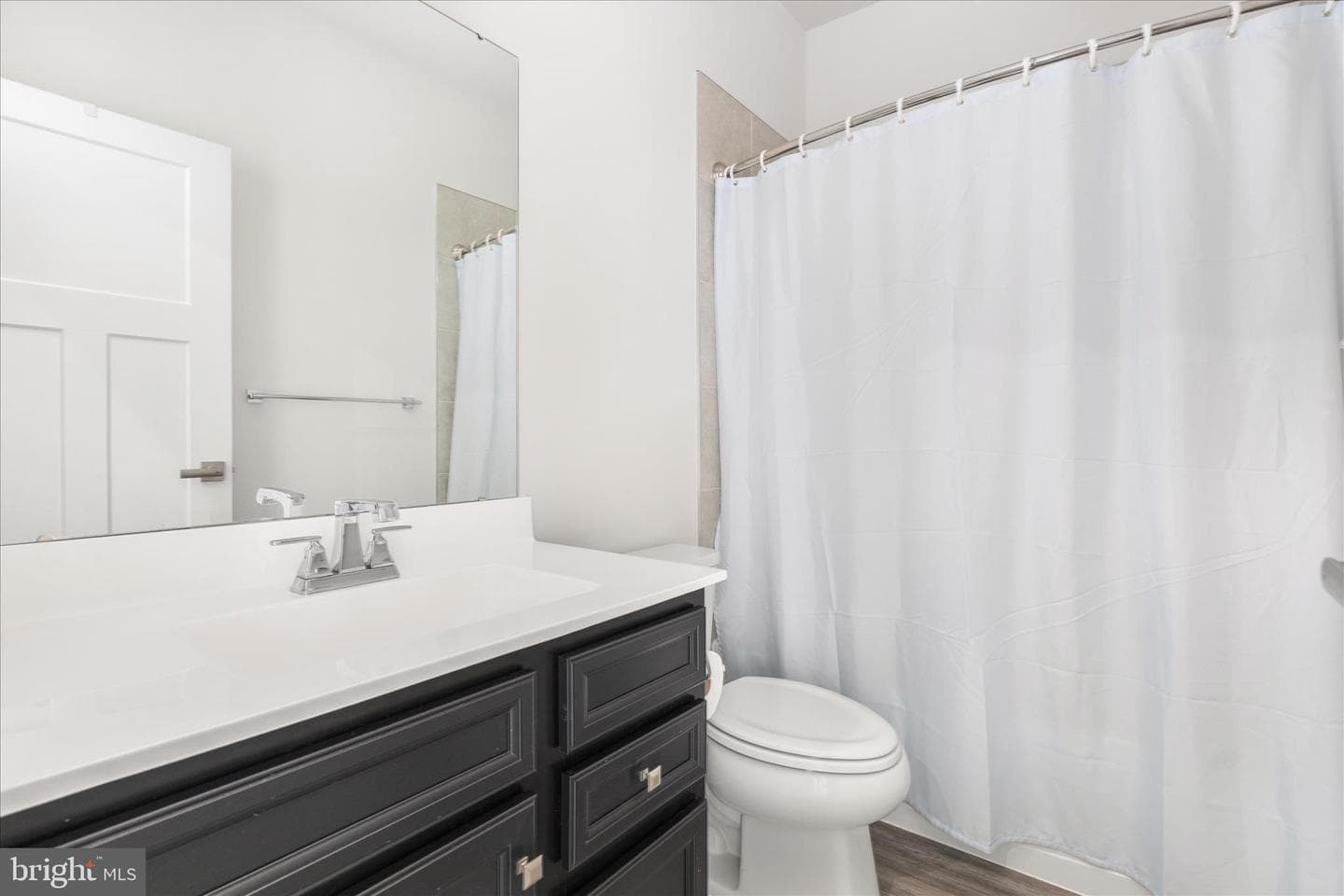 4101 Clarke Street photo 24