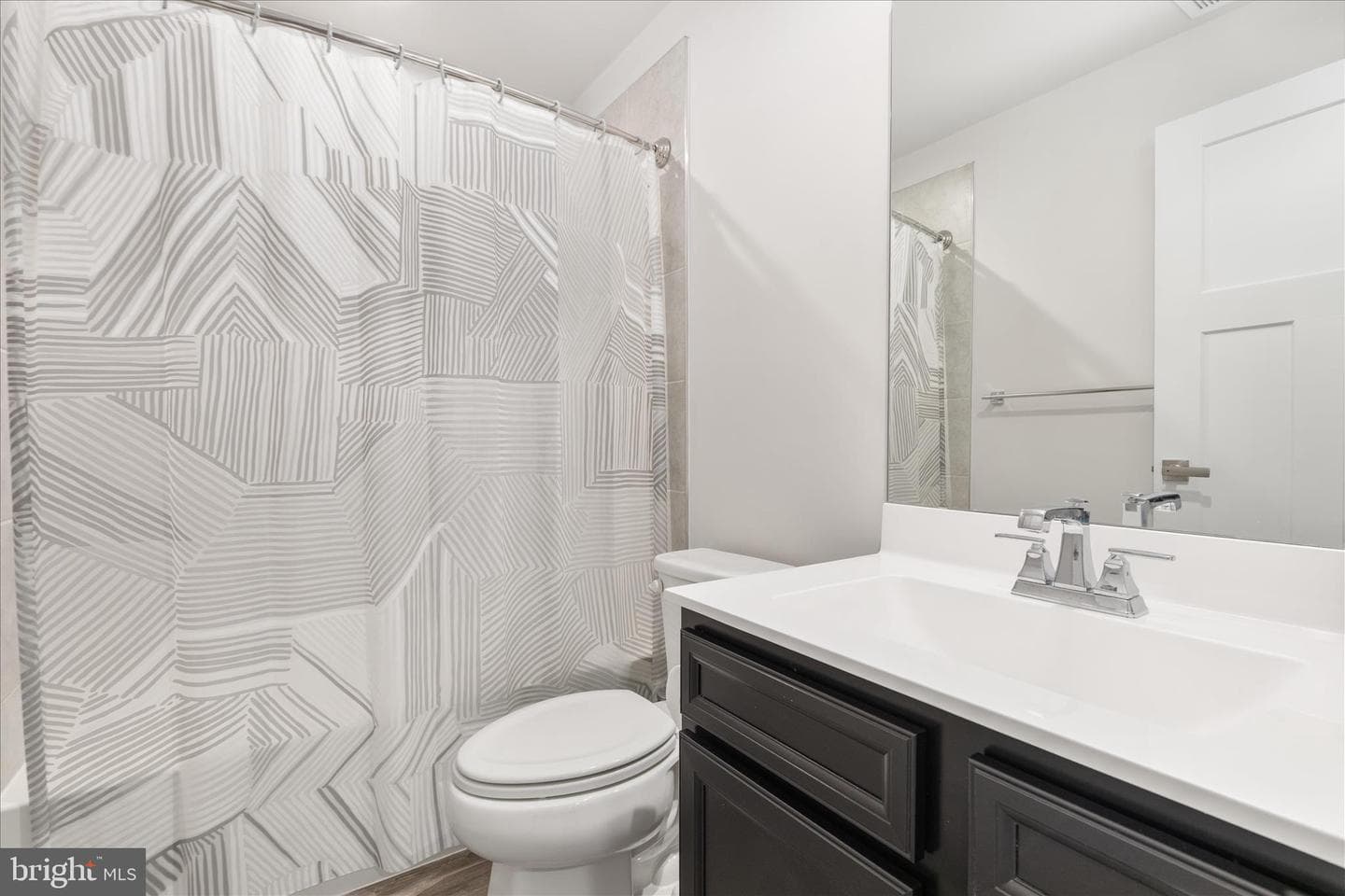 4101 Clarke Street photo 33