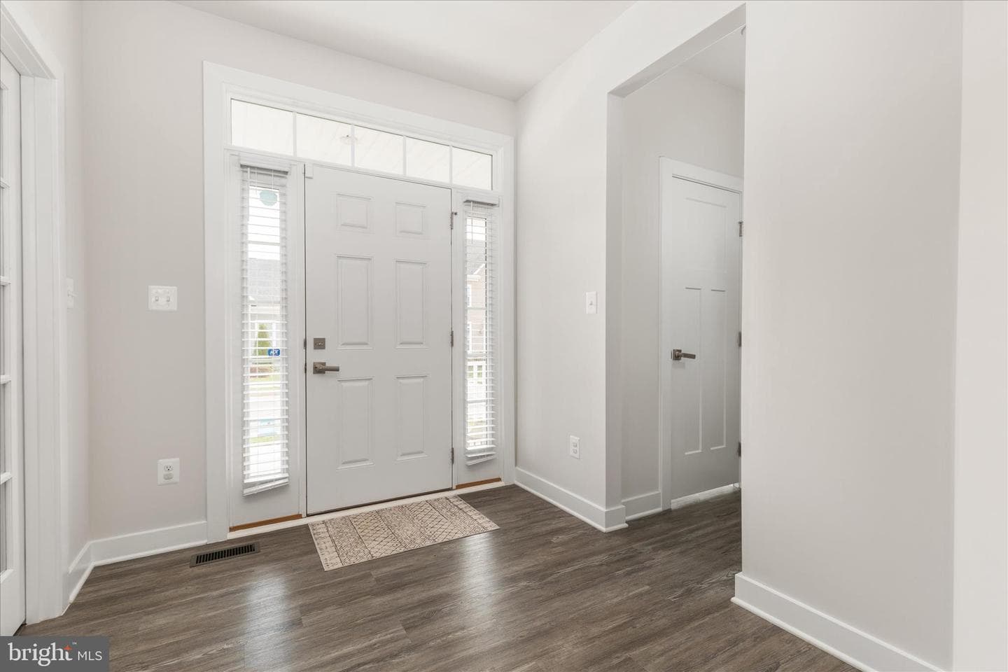 4101 Clarke Street photo 4
