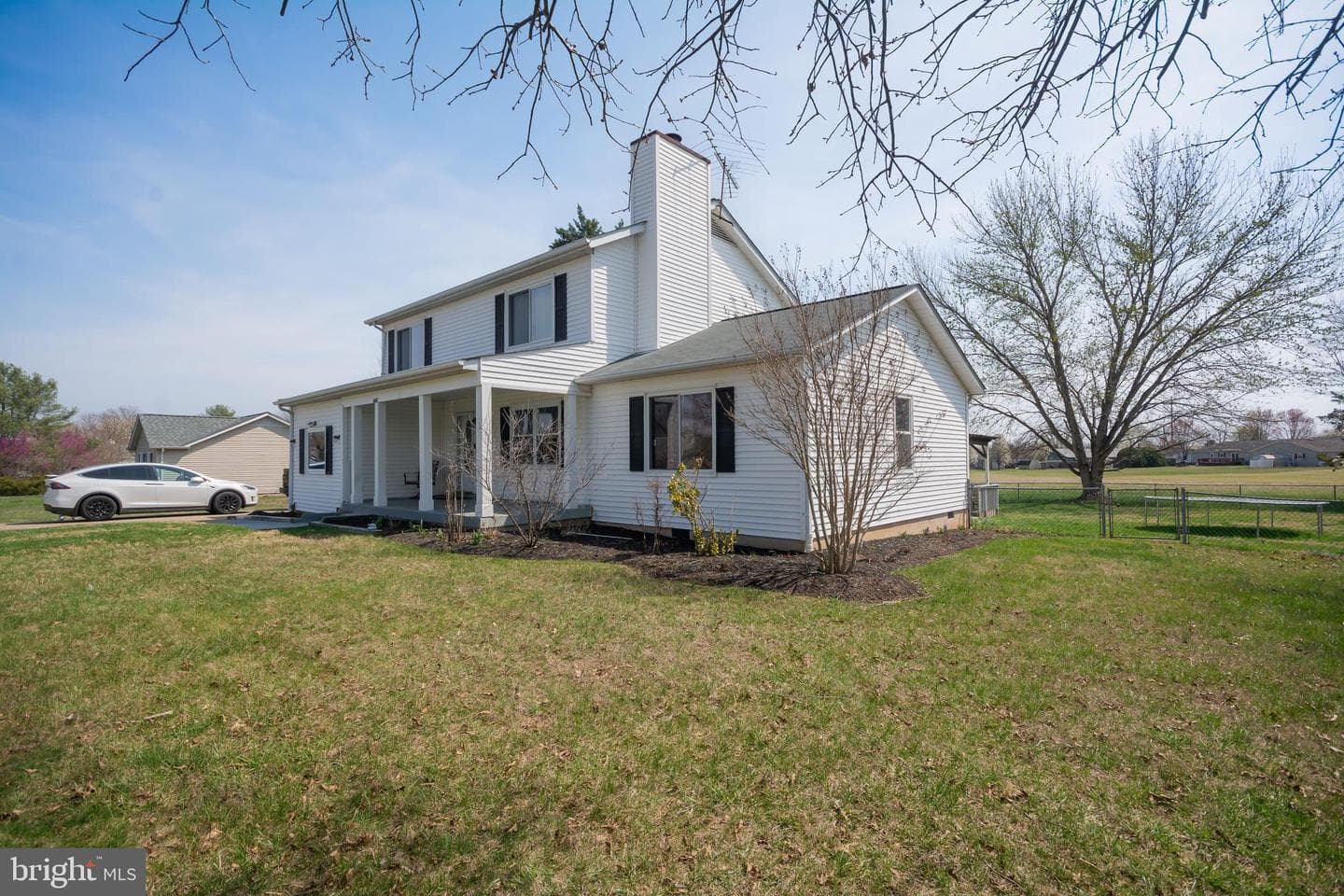 6867 Maplewood Drive photo 4