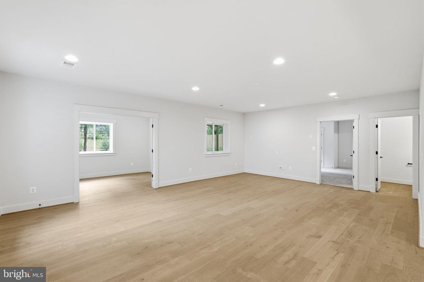 15 Fisher Lane photo 14