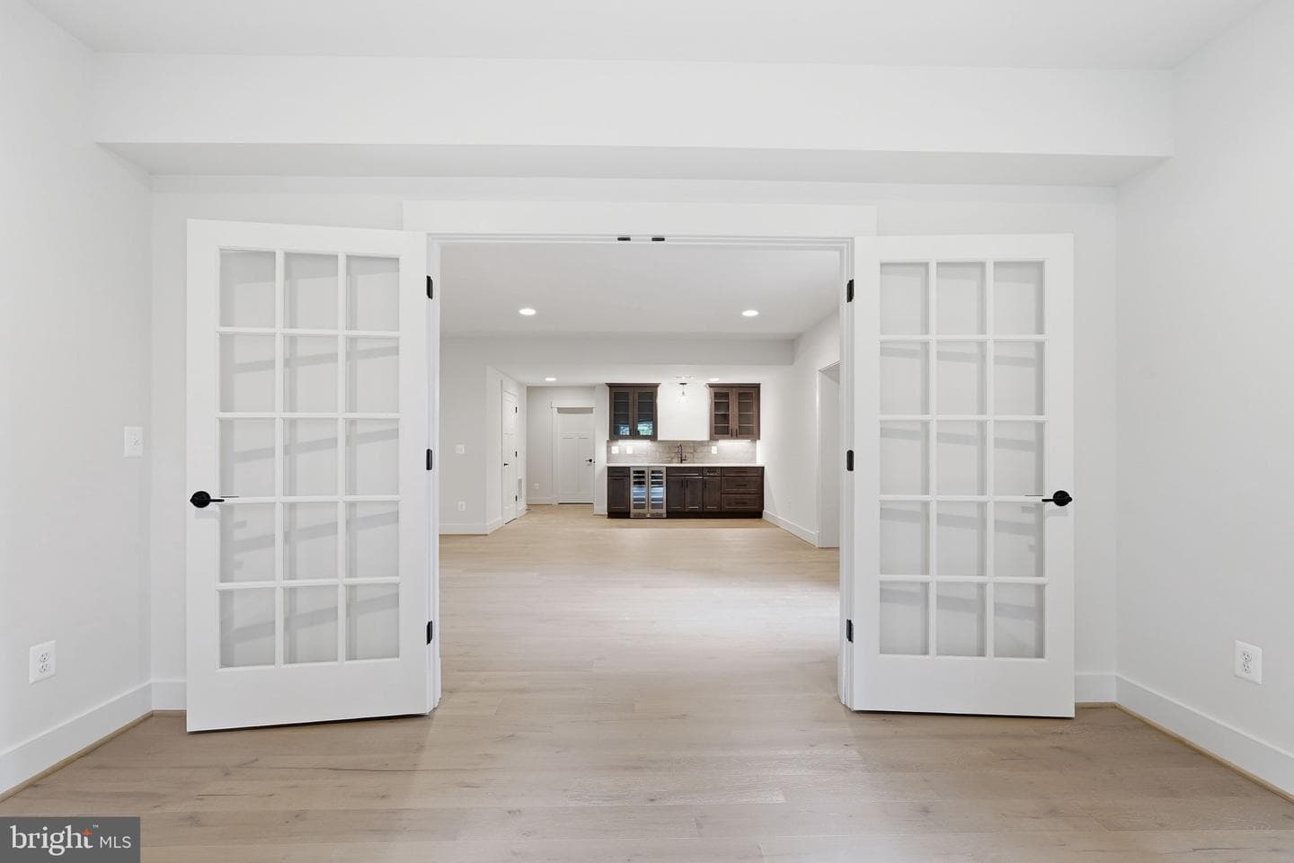 15 Fisher Lane photo 18
