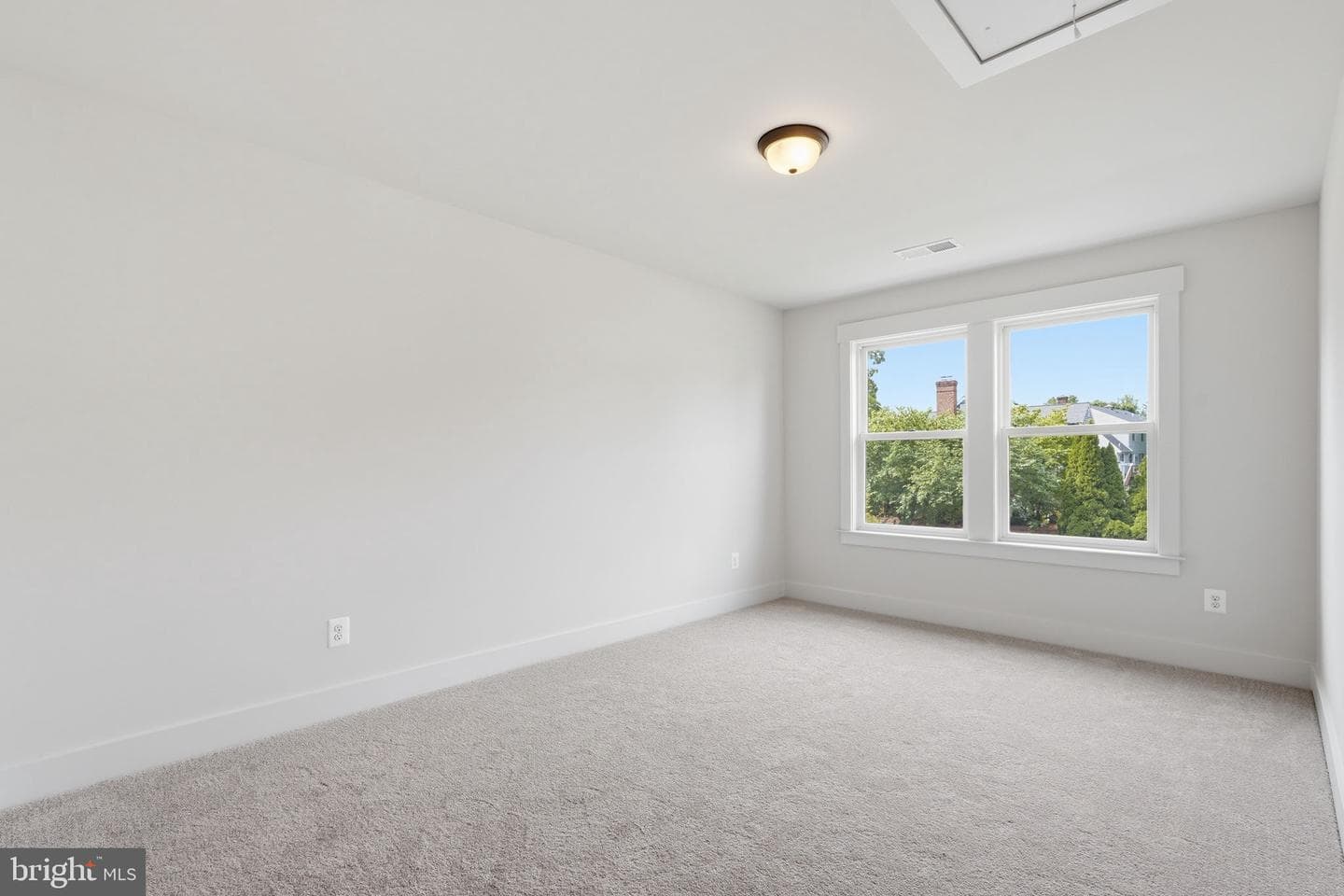 15 Fisher Lane photo 21