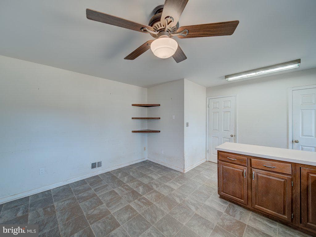 7218 Airlie Road photo 18