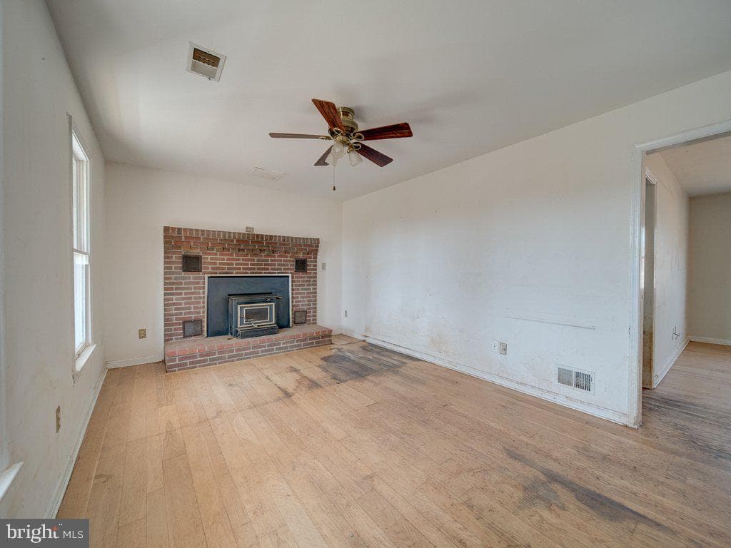 7218 Airlie Road photo 5