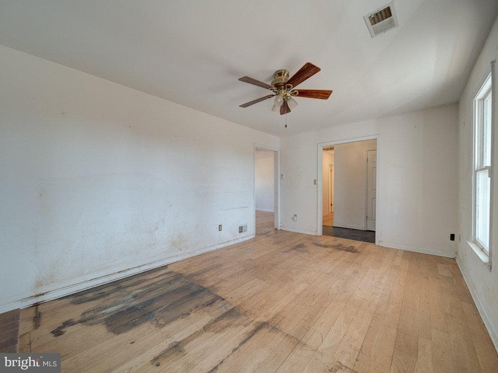 7218 Airlie Road photo 8
