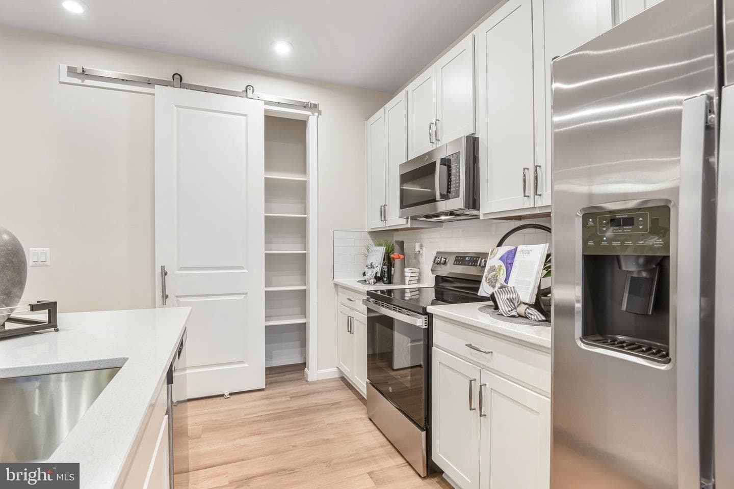 8055 Mckay Street photo 13