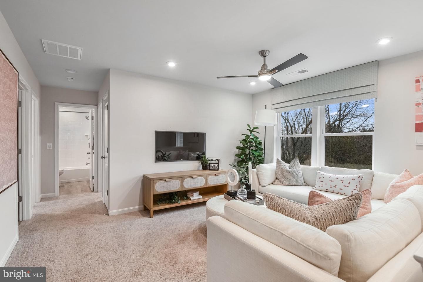 8055 Mckay Street photo 17