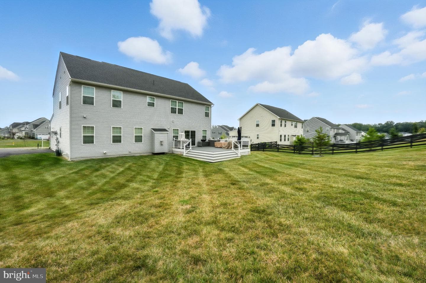 6589 Bob White Drive photo 22