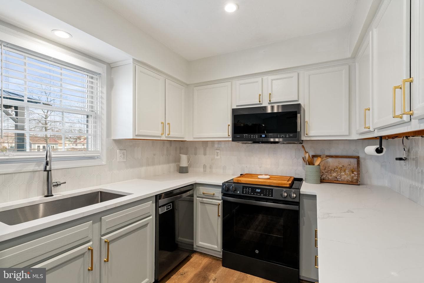 11155 Cedar Lane photo 10