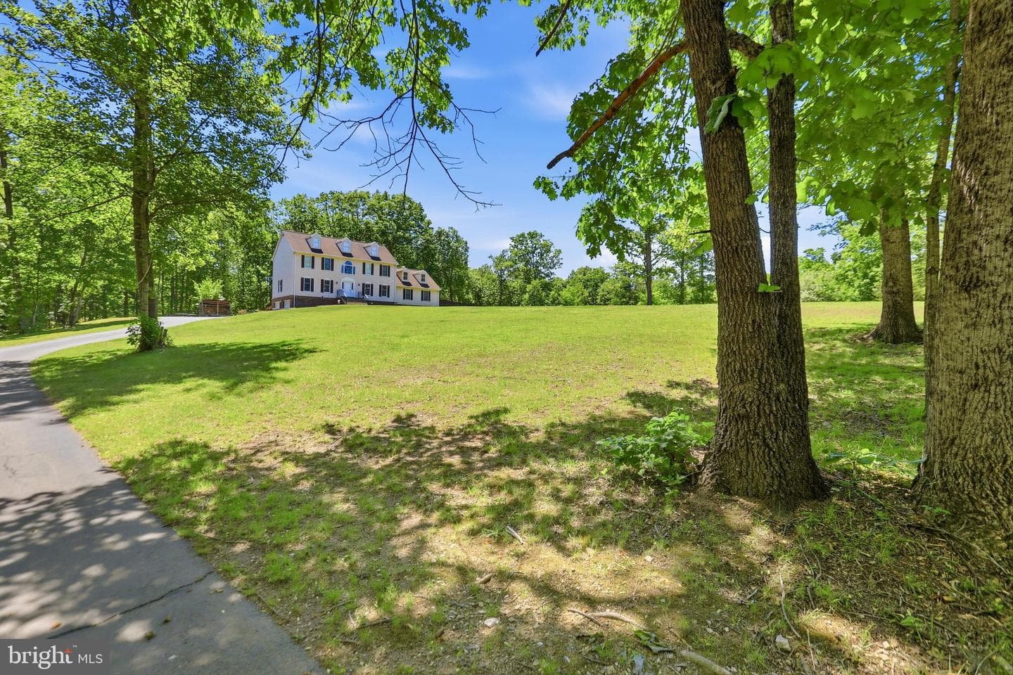 1503 Grace Estates Drive photo 3