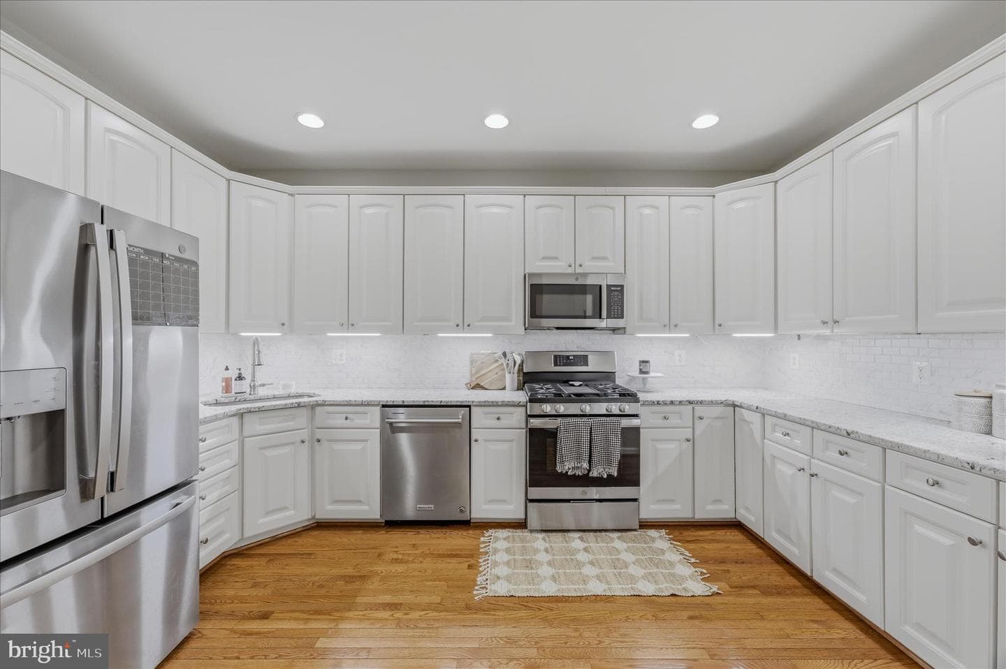220 W Ridge Court photo 8