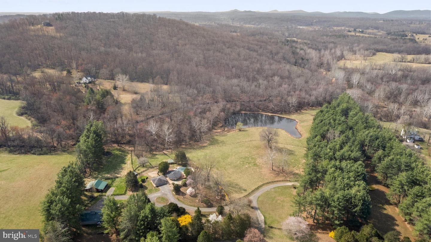 10803 Crest Hill Road photo 28