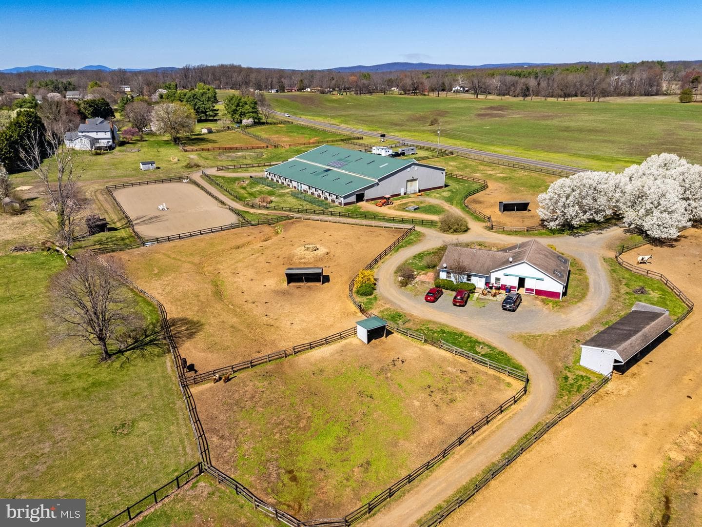 7453 Opal Road, Warrenton
