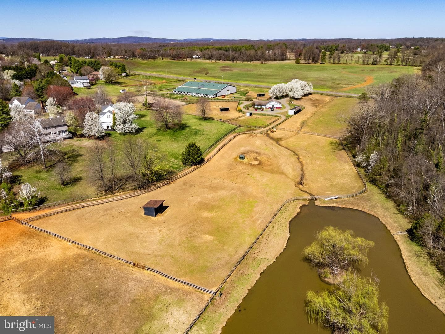 7453 Opal Road, Warrenton