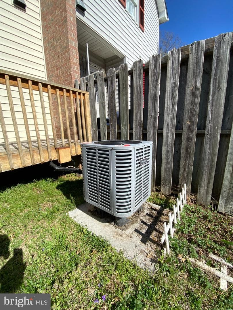 111 Wankoma Drive photo 48