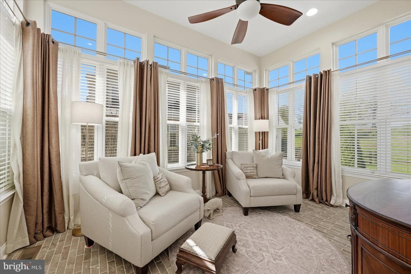 6796 Sholes Court photo 4