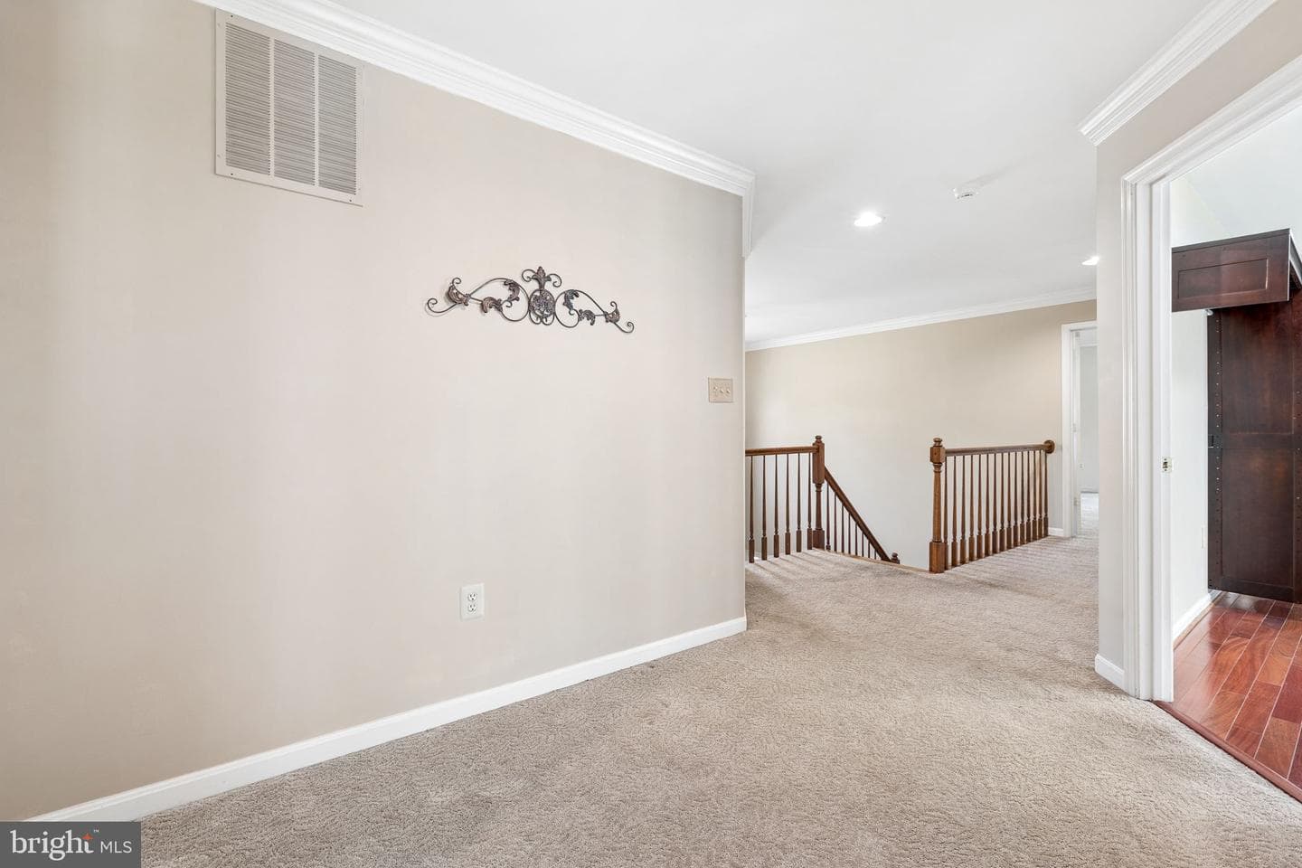 7573 Fusilier Drive photo 38
