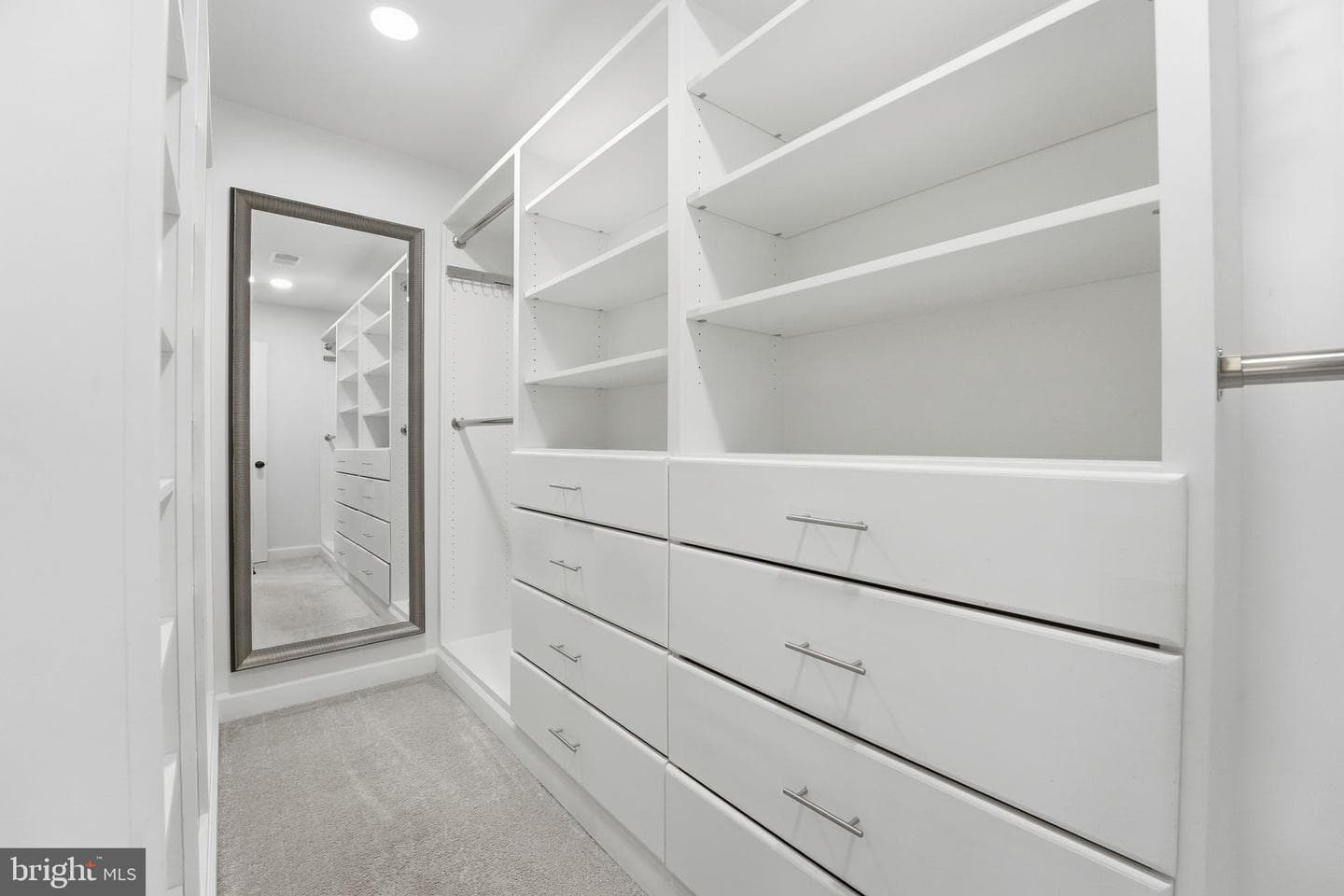 114 Erin Drive photo 35