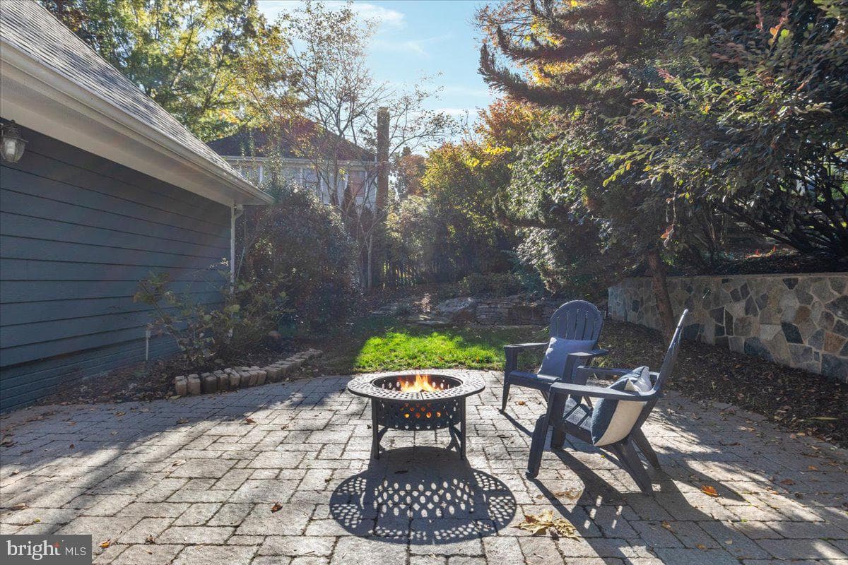 114 Erin Drive photo 69