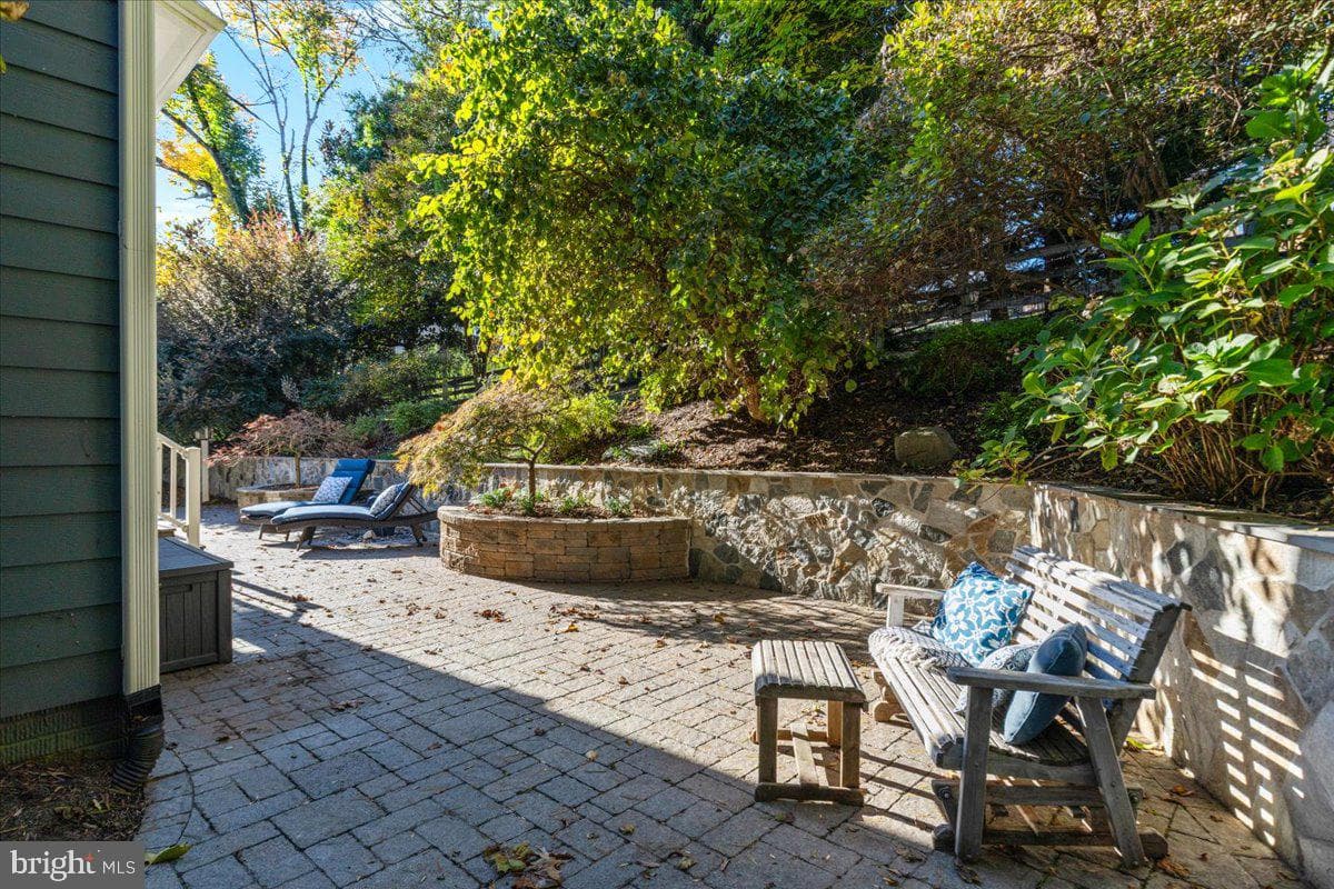 114 Erin Drive photo 71