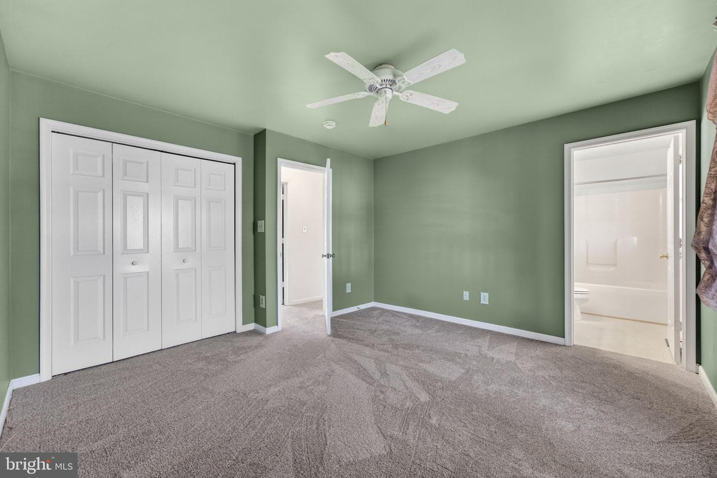 12166 Amanda Court photo 14