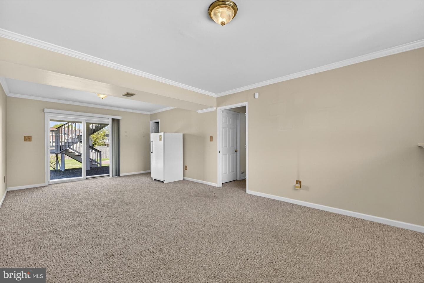 12166 Amanda Court photo 23