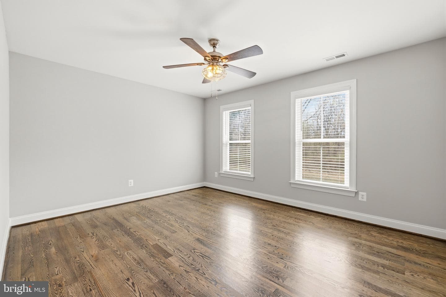 7135 Leeds Manor Road photo 40