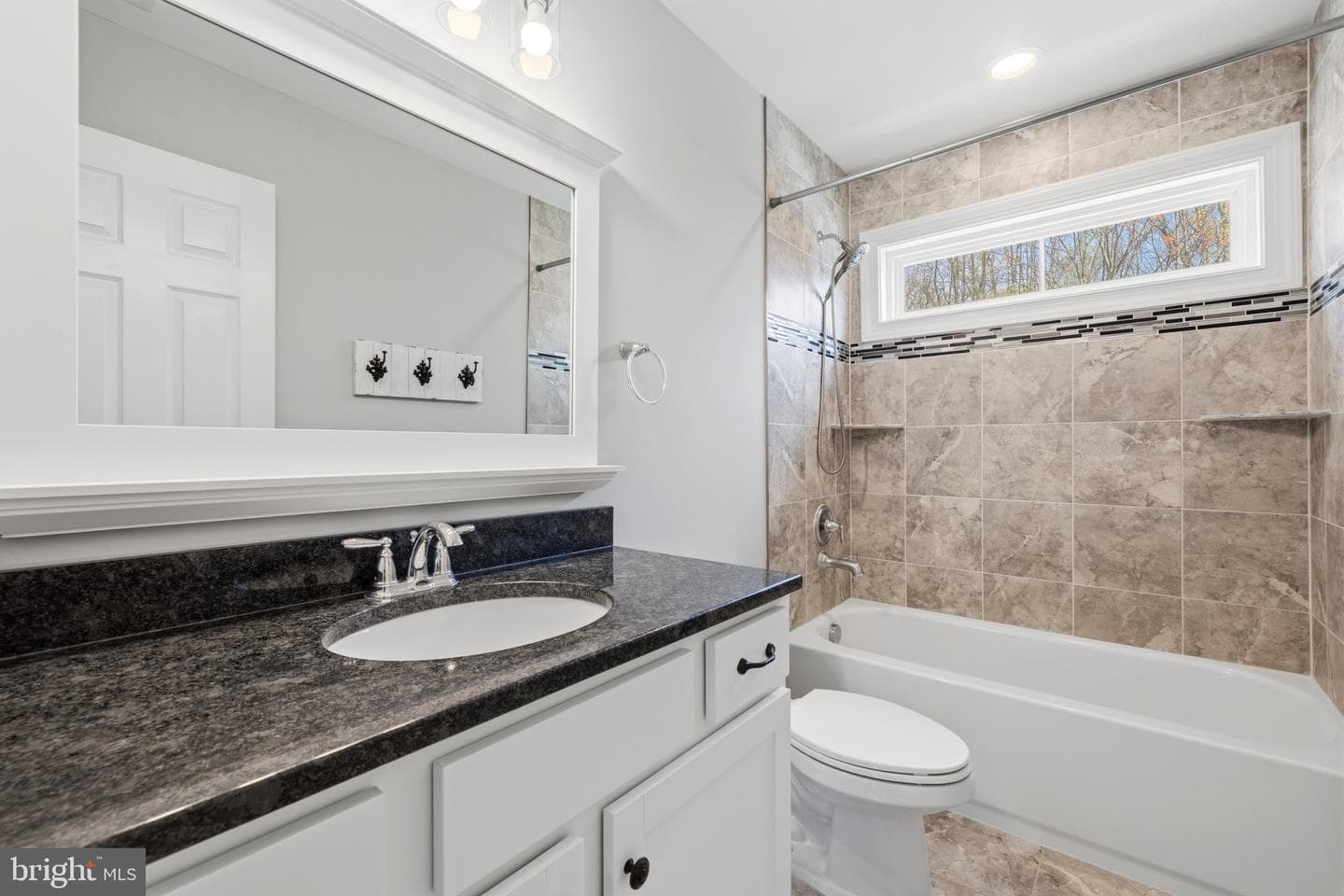 7135 Leeds Manor Road photo 44