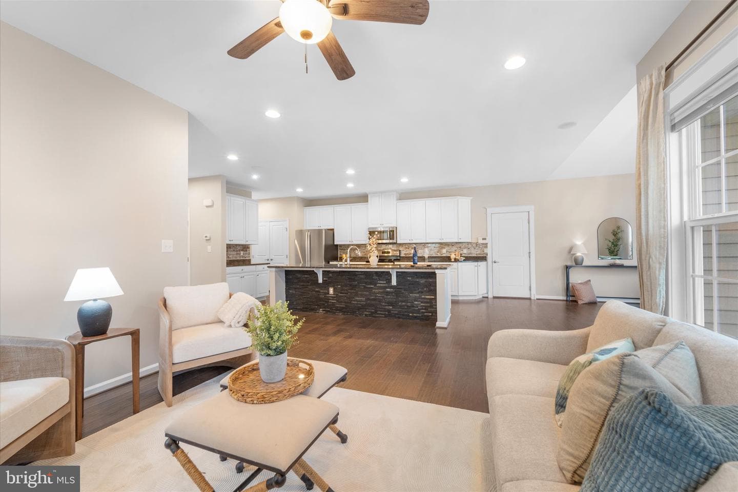 2979 Revere Street photo 18