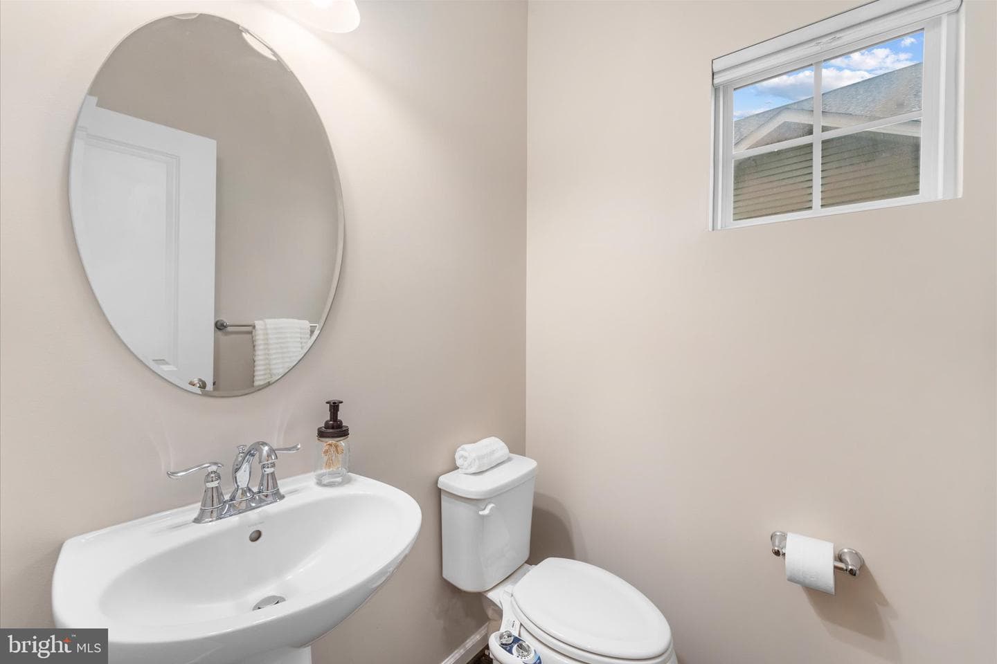 2979 Revere Street photo 8