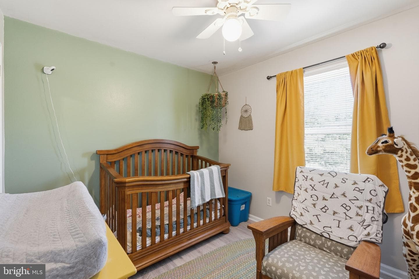 405 Forest Court photo 18