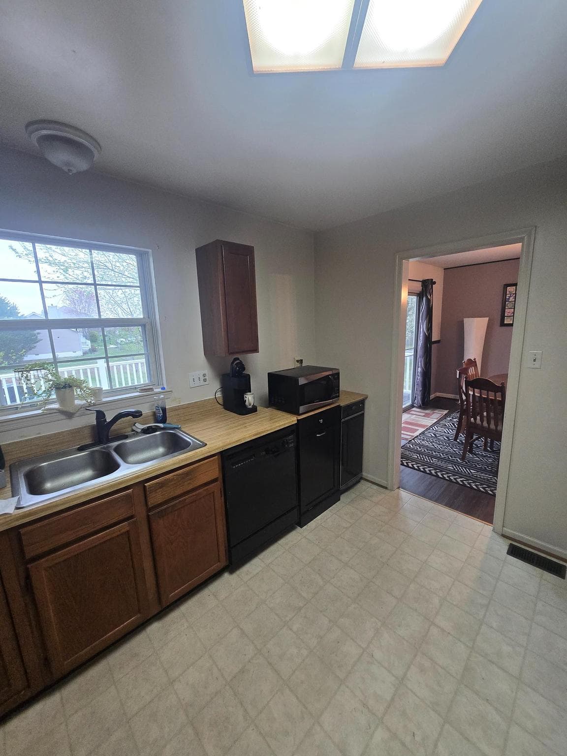 6918 Maplewood Drive photo 7