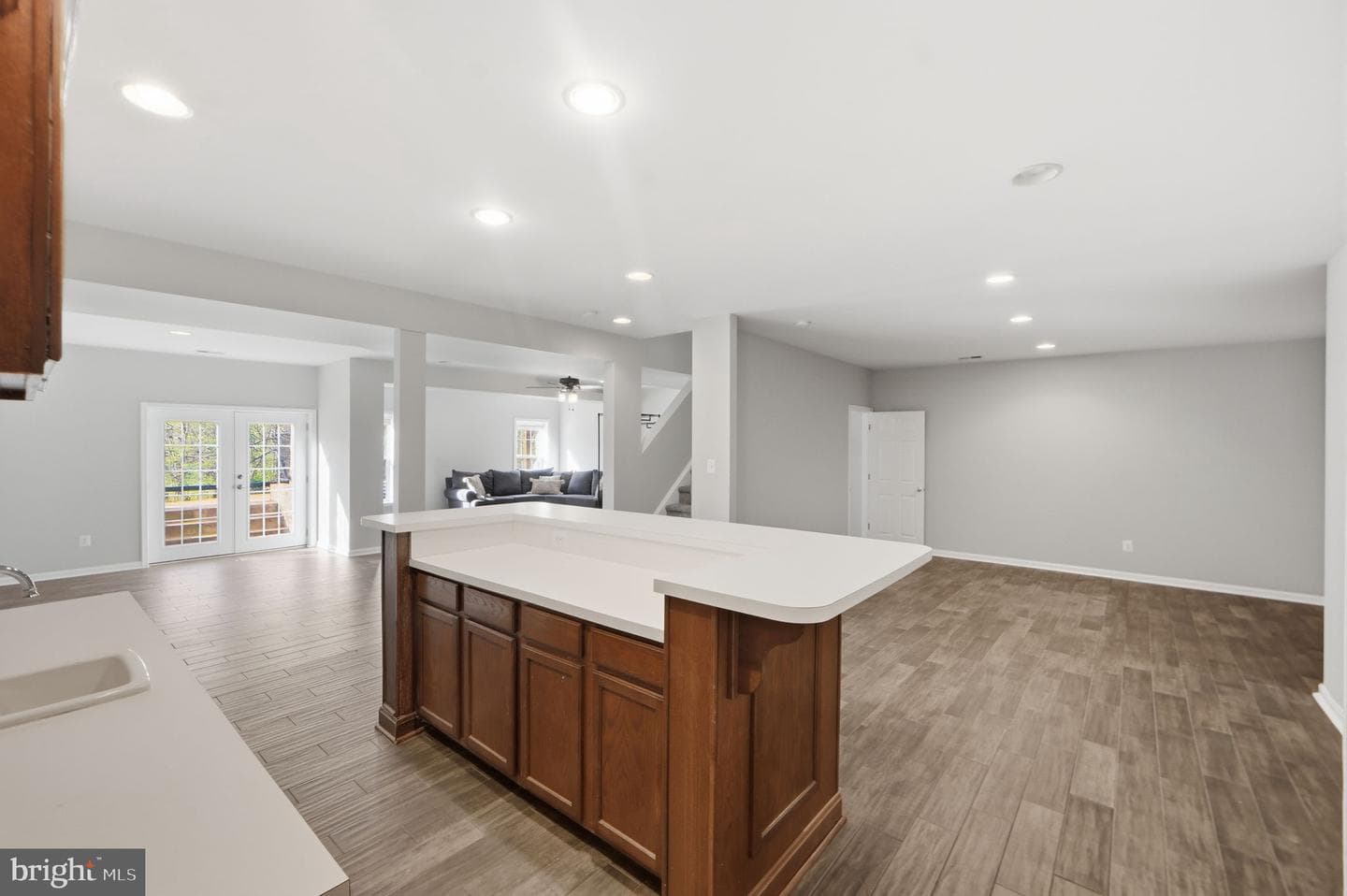 6925 Mill Valley Drive photo 47