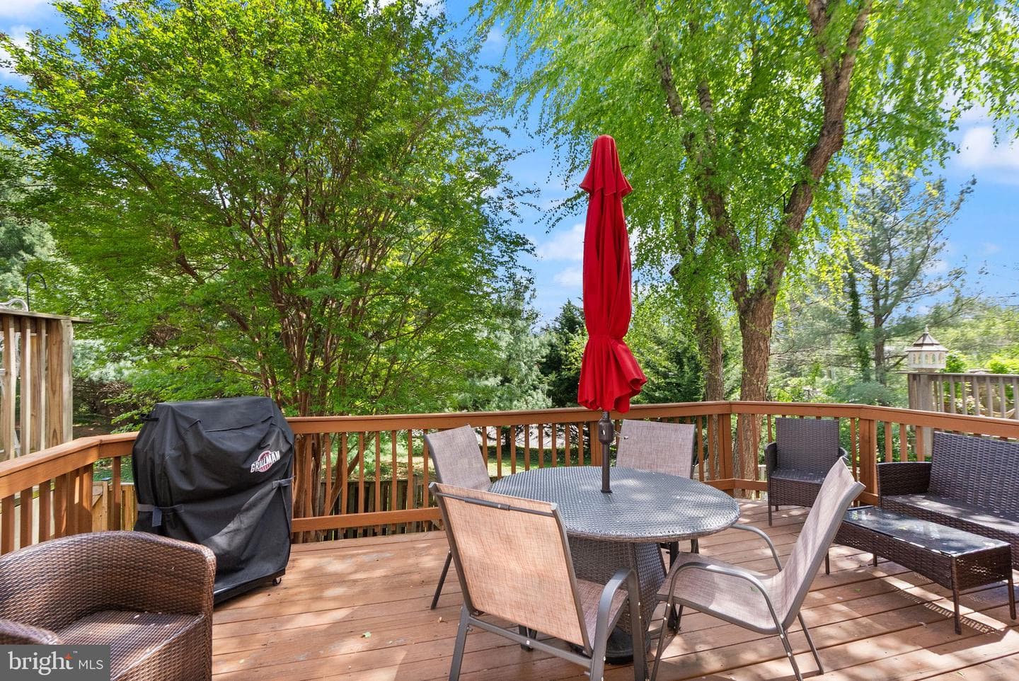 711 Acorn Court photo 17