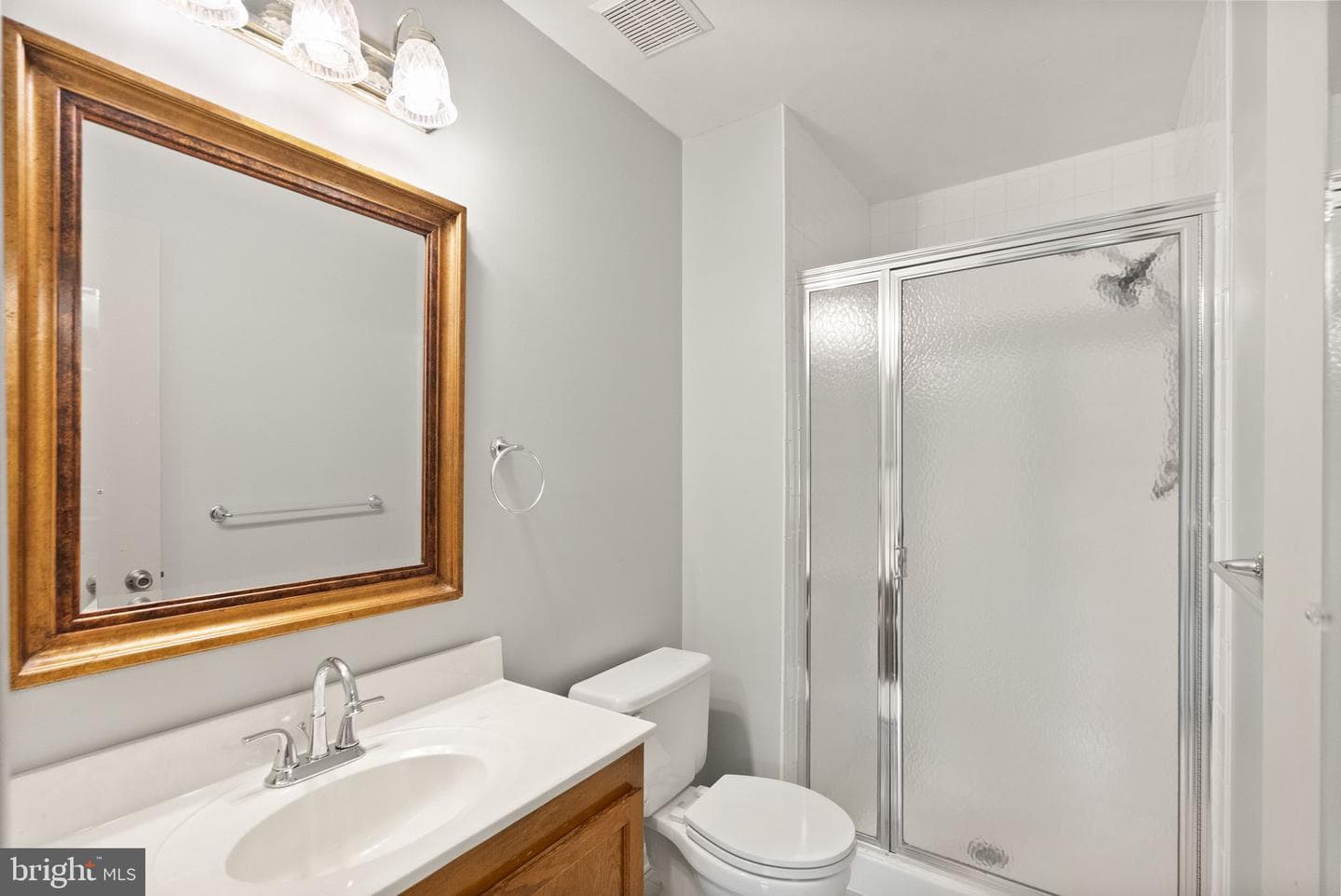 711 Acorn Court photo 26