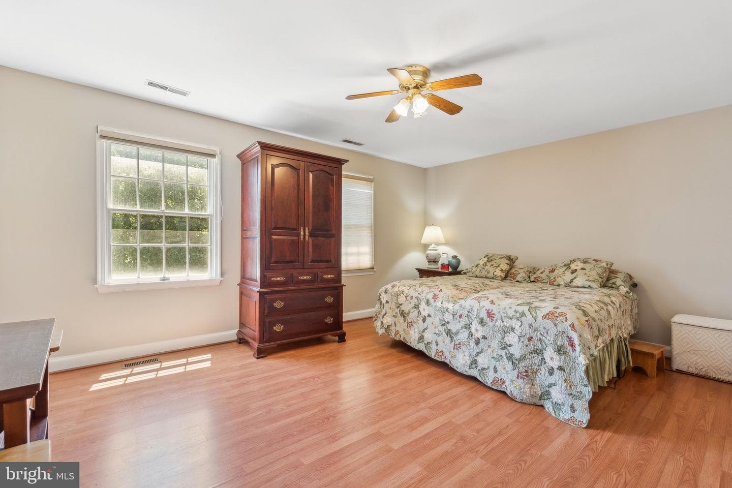 7708 Castlebury Court photo 21