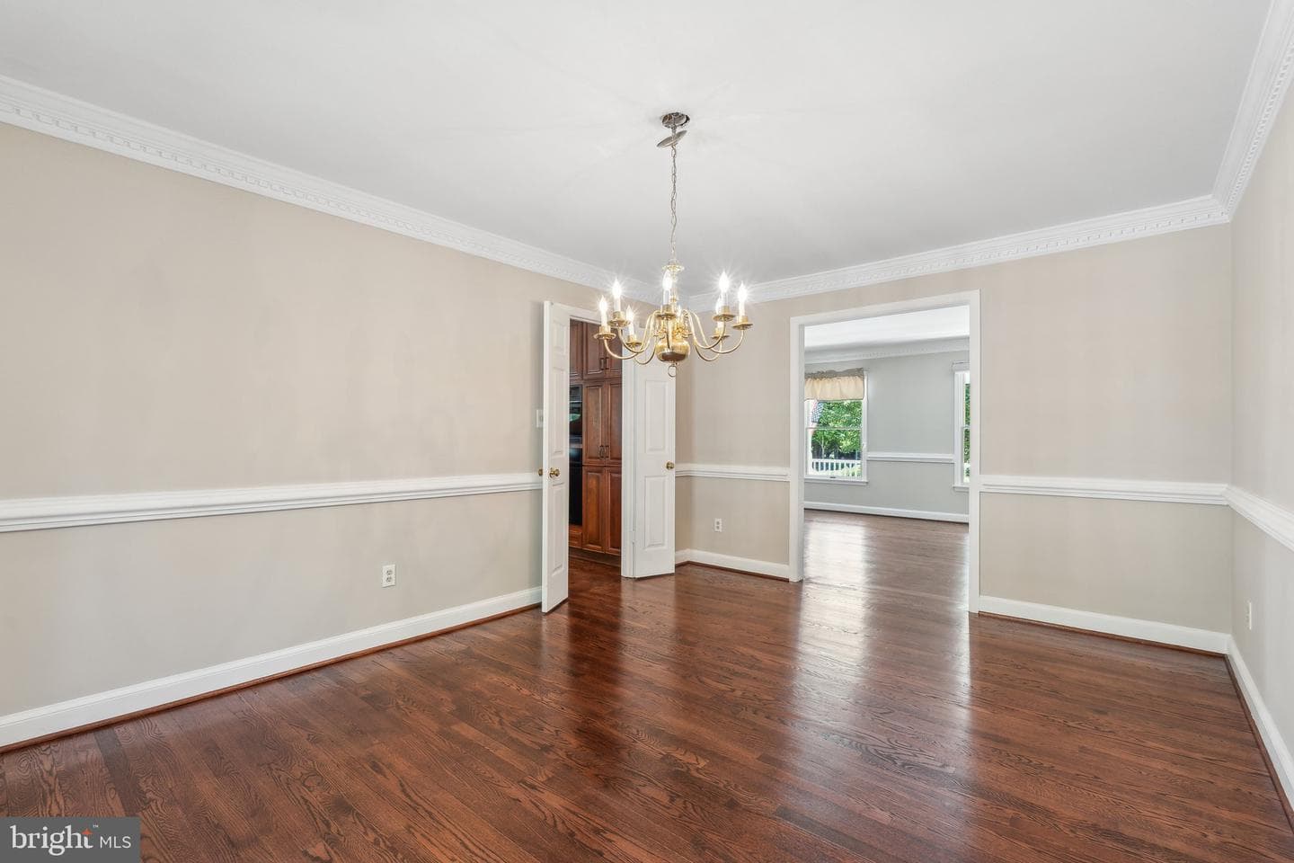 7708 Castlebury Court photo 6