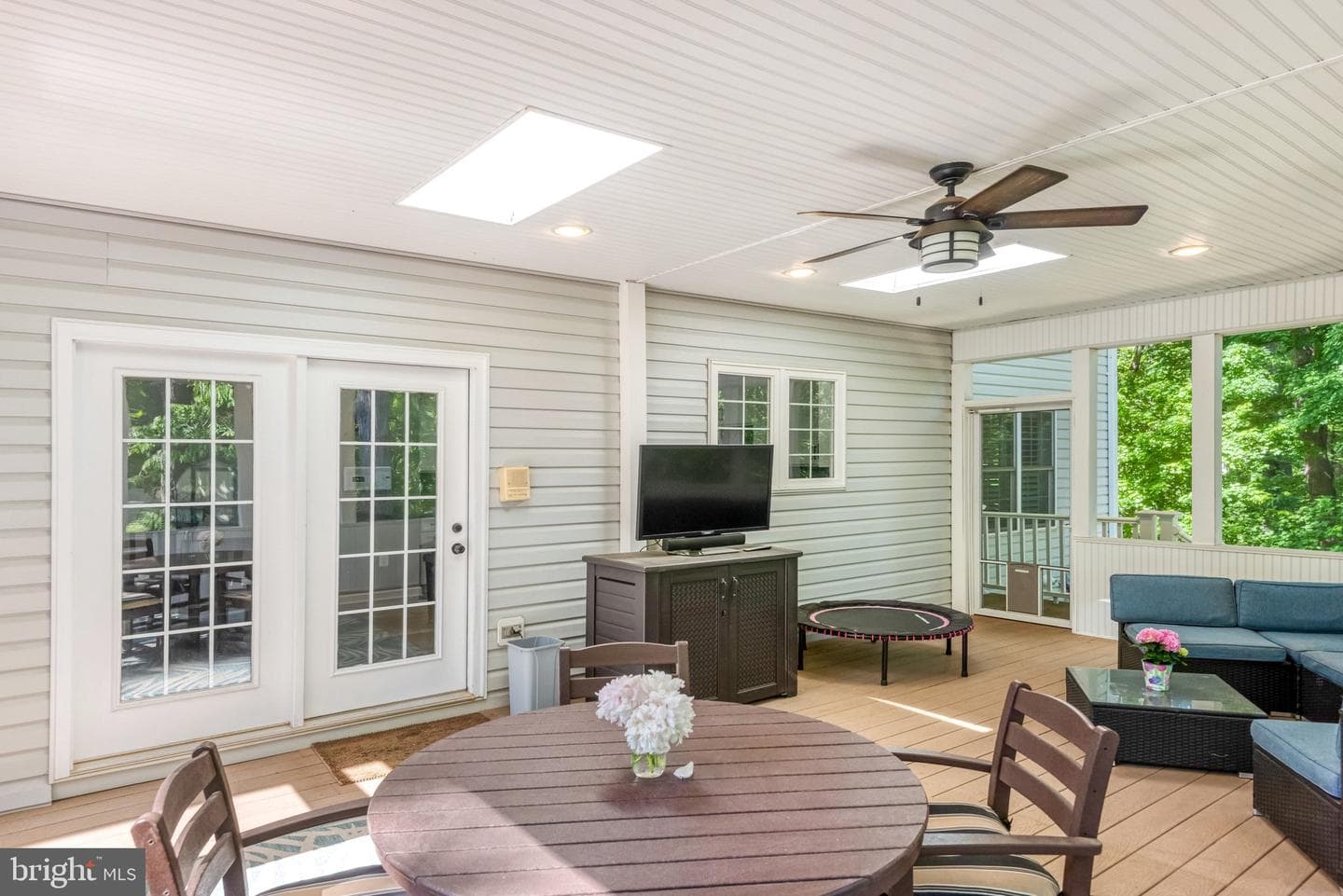 5200 Swain Drive photo 48
