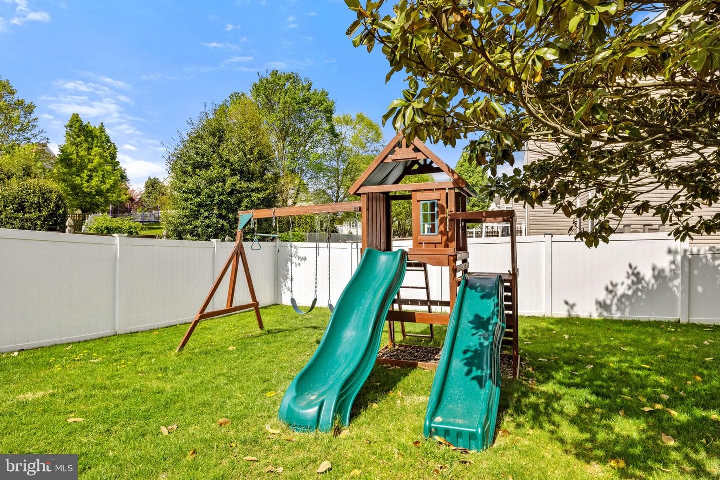 700 Lancrel Road photo 104