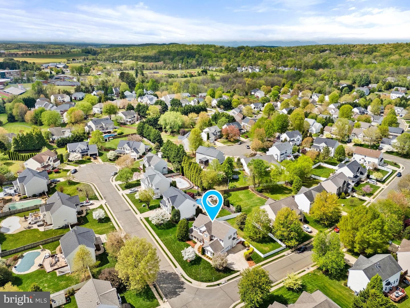 700 Lancrel Road photo 2