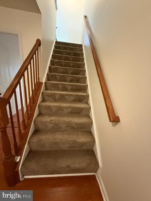 6174 Newton Lane photo 19