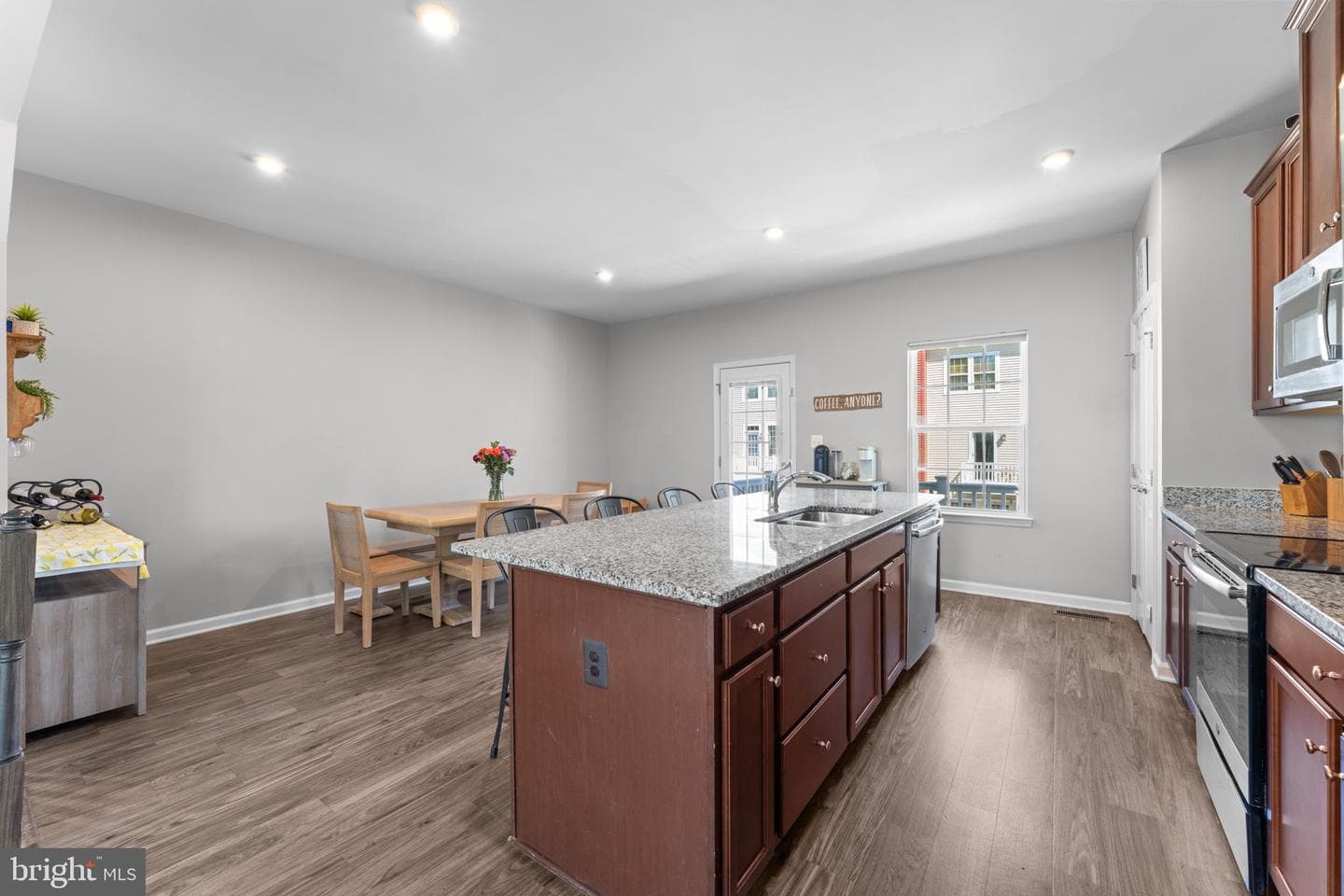 7500 Hancock Street photo 18