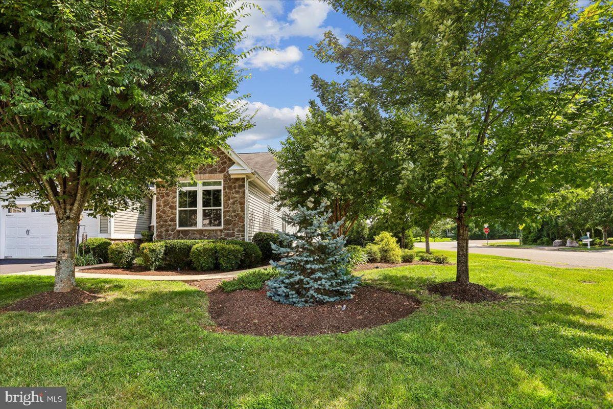 3104 Lake Wesley Court photo 4