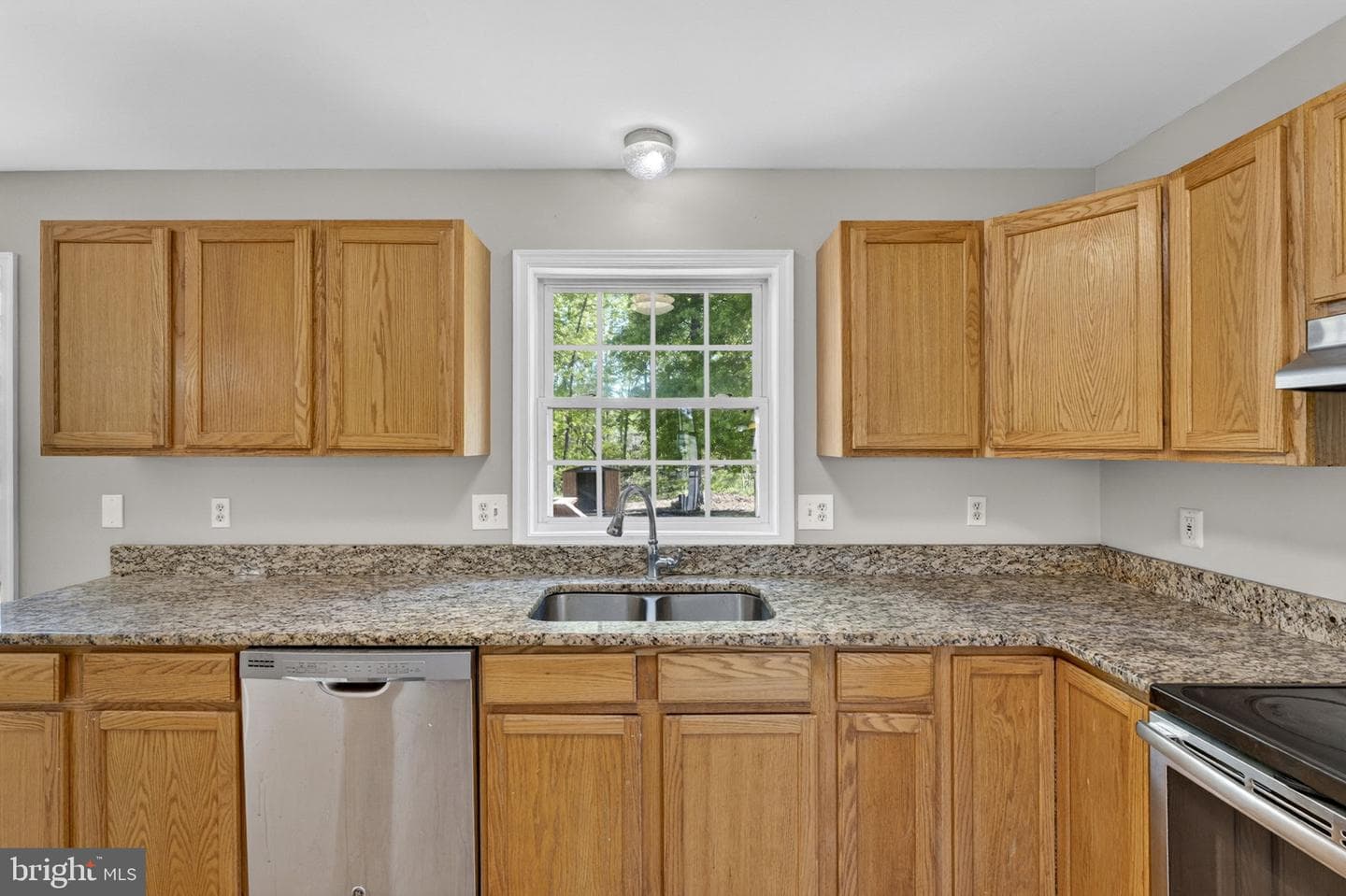 6973 Justin Court E photo 23