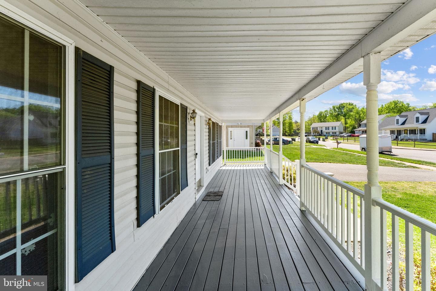 6973 Justin Court E photo 4
