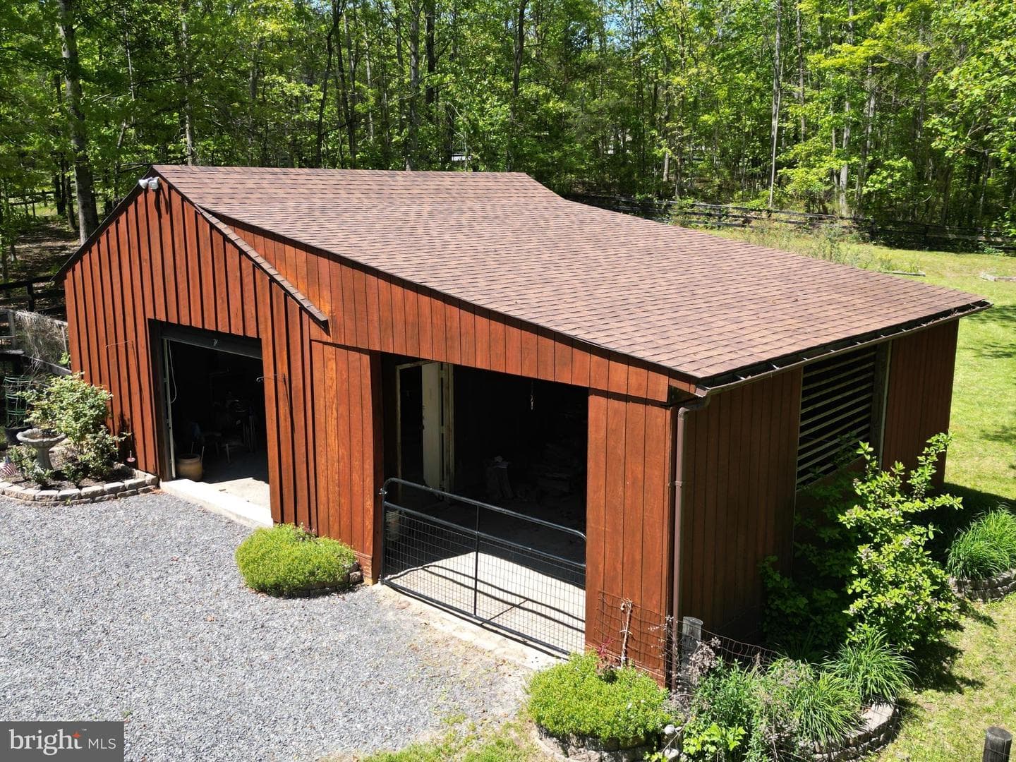 10418 Cliff Mills Rd photo 9