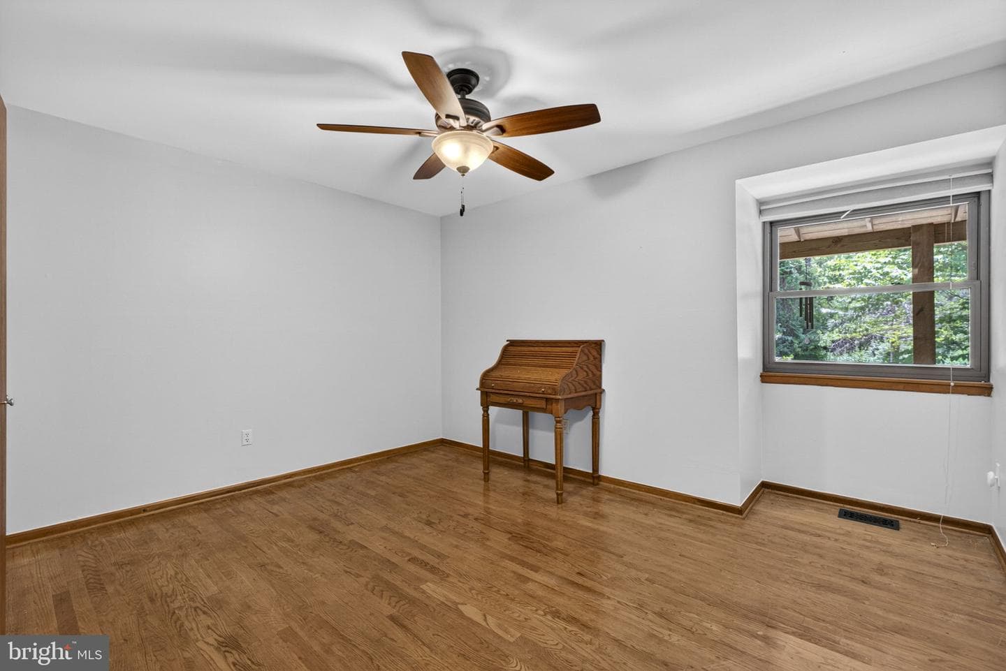 5662 Linden Court photo 25