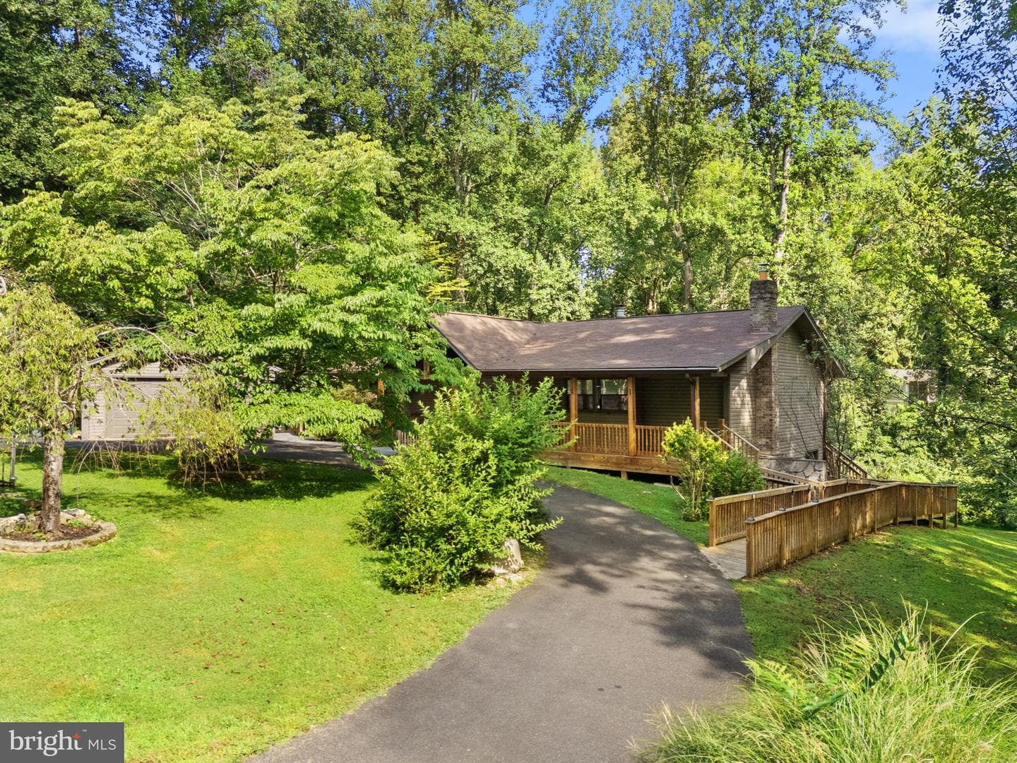 5662 Linden Court photo 5