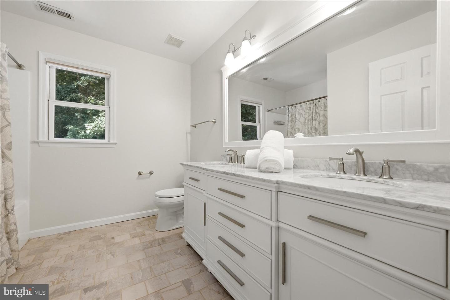 9516 Primrose Lane photo 17